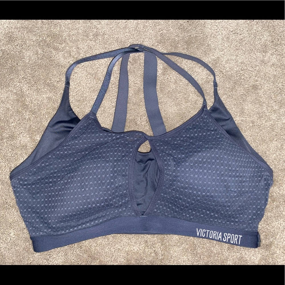 Lightweight by Victoria’s Secret Sport Bra Size 36D